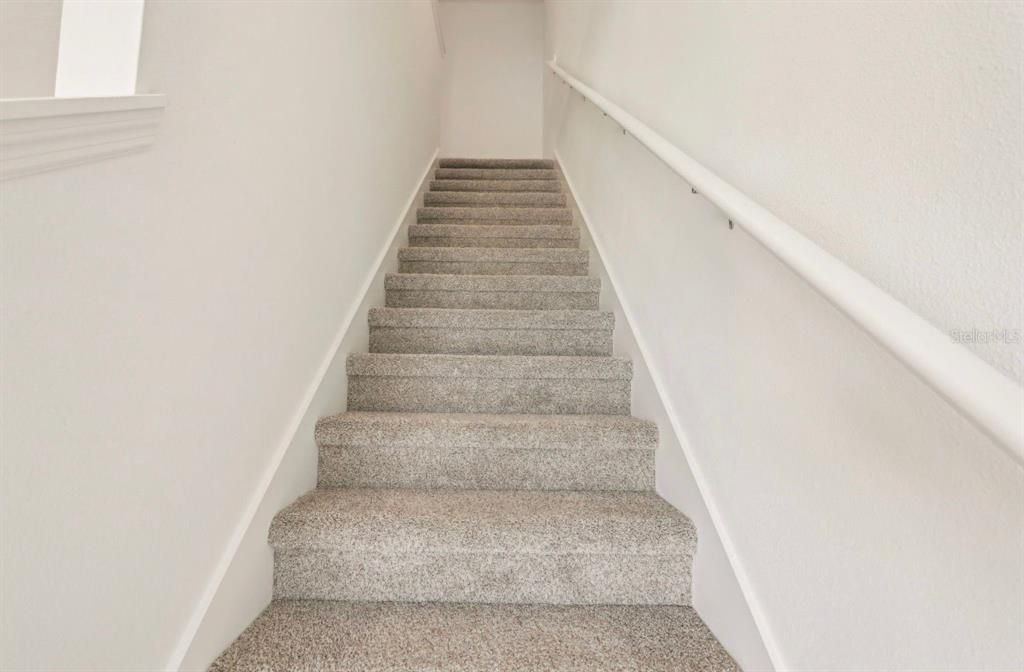 For Rent: $2,200 (3 beds, 2 baths, 1477 Square Feet)