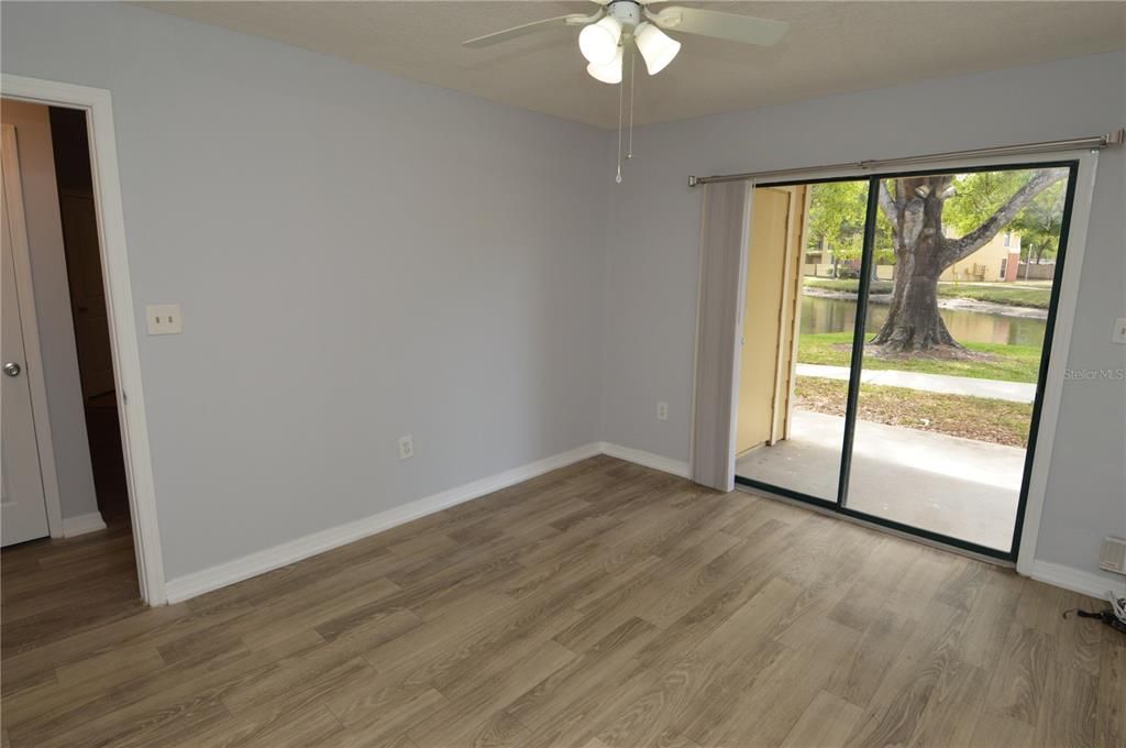 На продажу: $130,000 (1 спален, 1 ванн, 684 Квадратных фут)