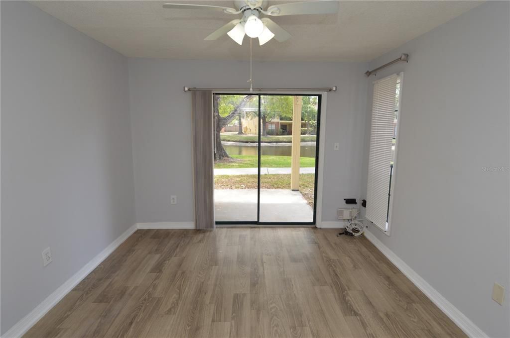 На продажу: $130,000 (1 спален, 1 ванн, 684 Квадратных фут)