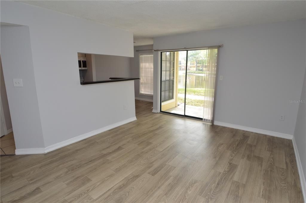 На продажу: $130,000 (1 спален, 1 ванн, 684 Квадратных фут)