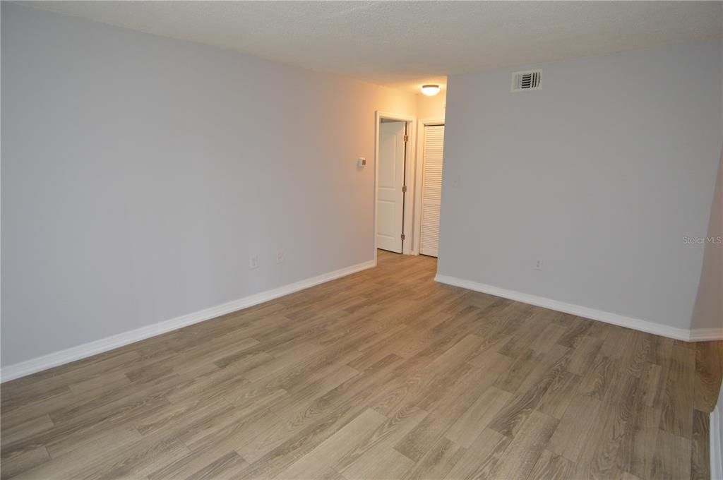 На продажу: $130,000 (1 спален, 1 ванн, 684 Квадратных фут)