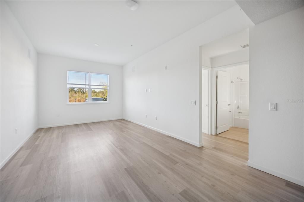 В аренду: $2,150 (3 спален, 2 ванн, 1144 Квадратных фут)