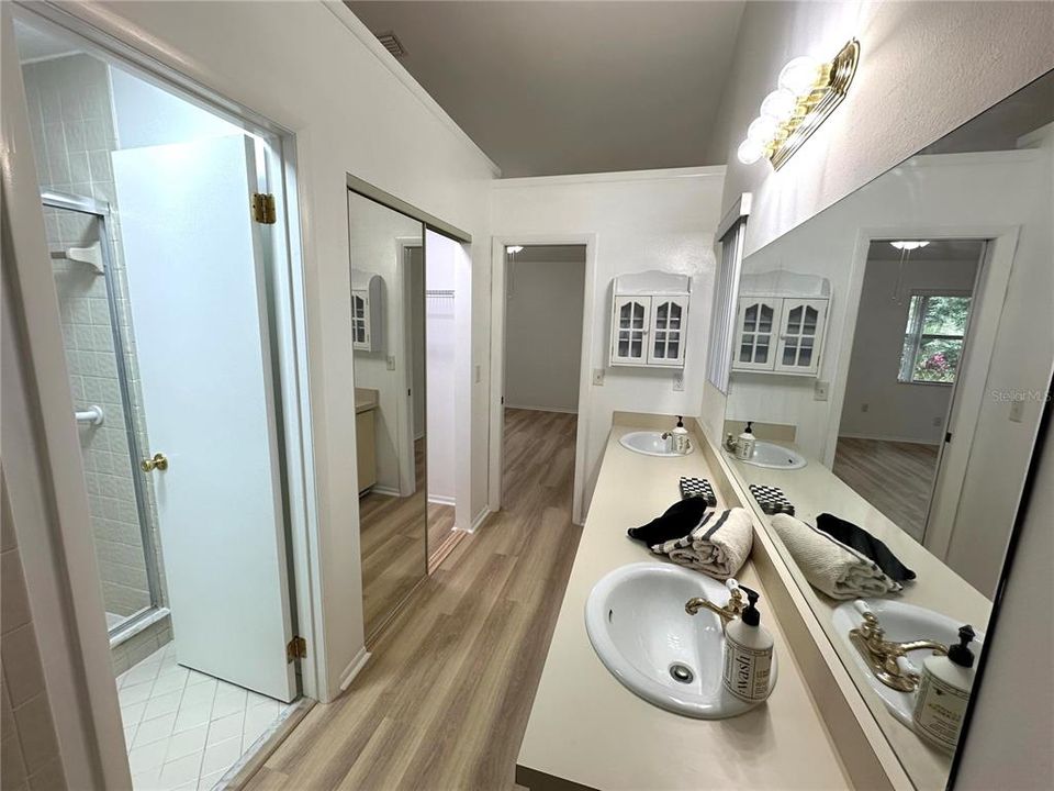 待售: $309,000 (2 贝兹, 2 浴室, 1263 平方英尺)