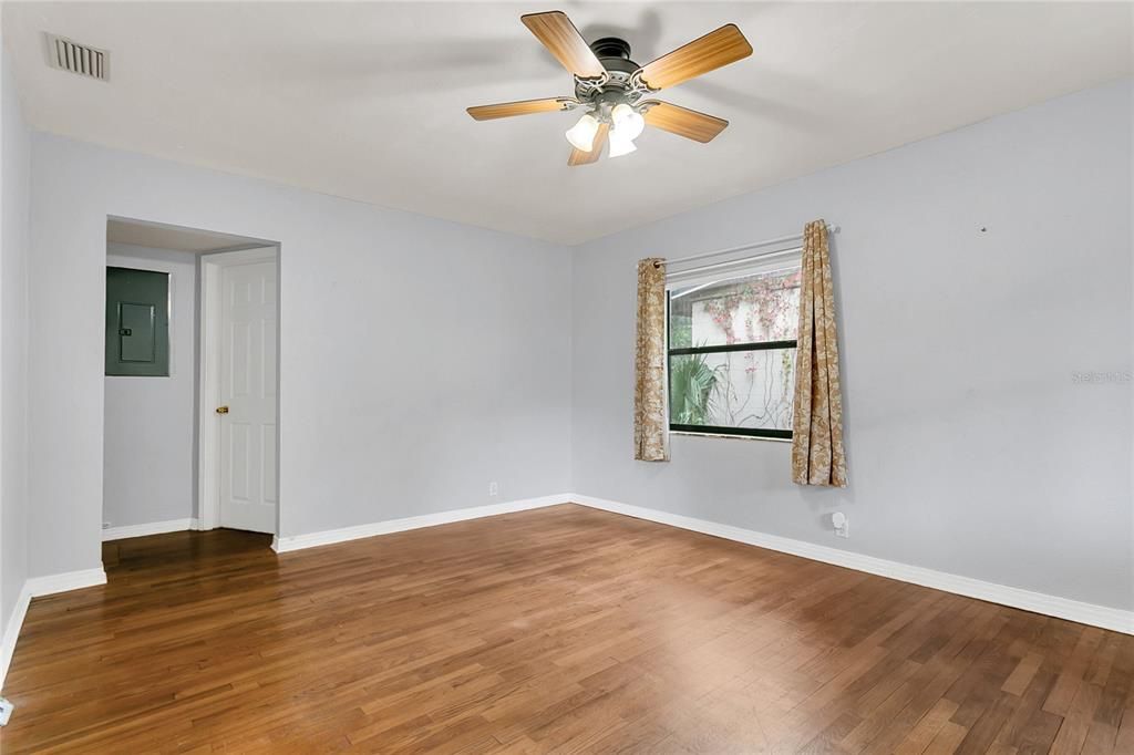 En Renta: $2,100 (2 camas, 1 baños, 750 Pies cuadrados)