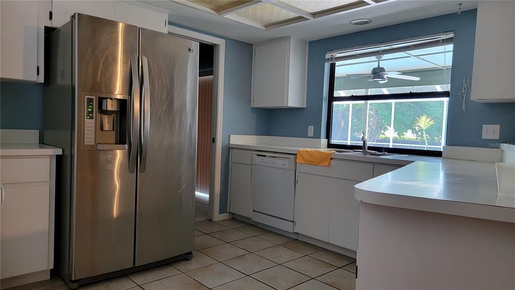 В аренду: $3,500 (4 спален, 2 ванн, 2087 Квадратных фут)