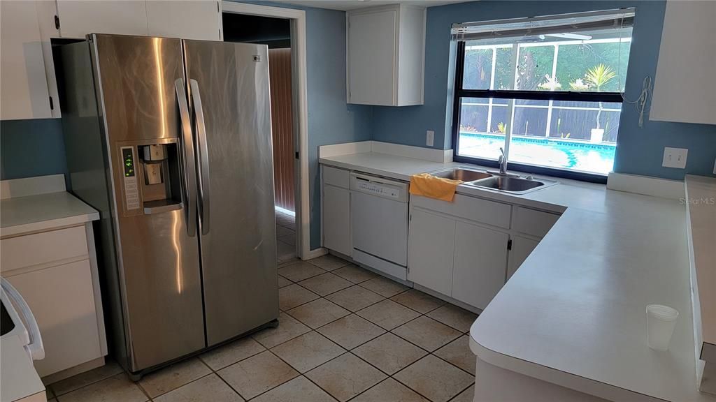 В аренду: $3,500 (4 спален, 2 ванн, 2087 Квадратных фут)