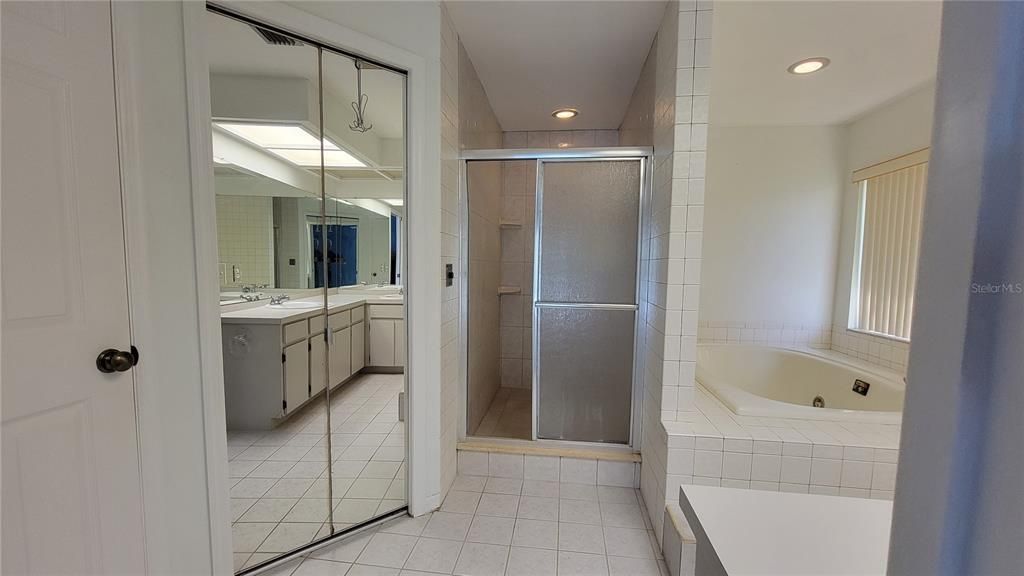 В аренду: $3,500 (4 спален, 2 ванн, 2087 Квадратных фут)