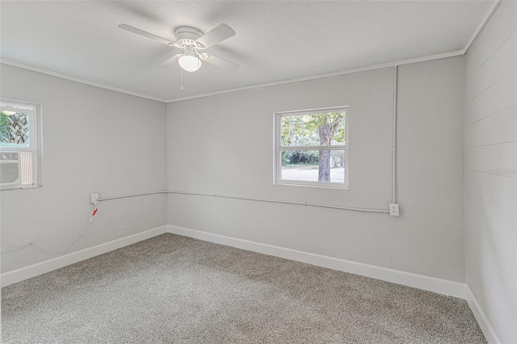 待售: $139,950 (1 贝兹, 1 浴室, 788 平方英尺)