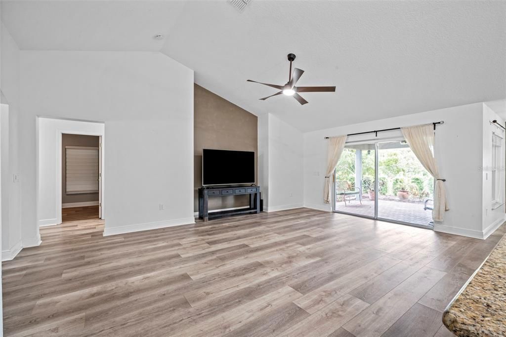 待售: $485,000 (3 贝兹, 2 浴室, 1892 平方英尺)