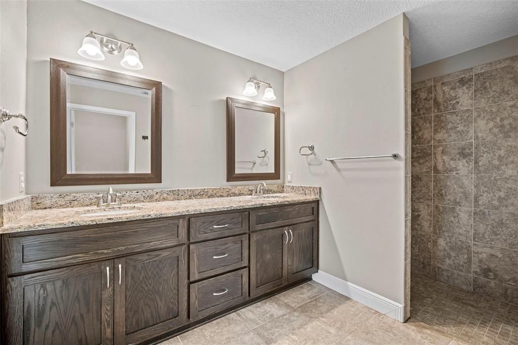 待售: $485,000 (3 贝兹, 2 浴室, 1892 平方英尺)