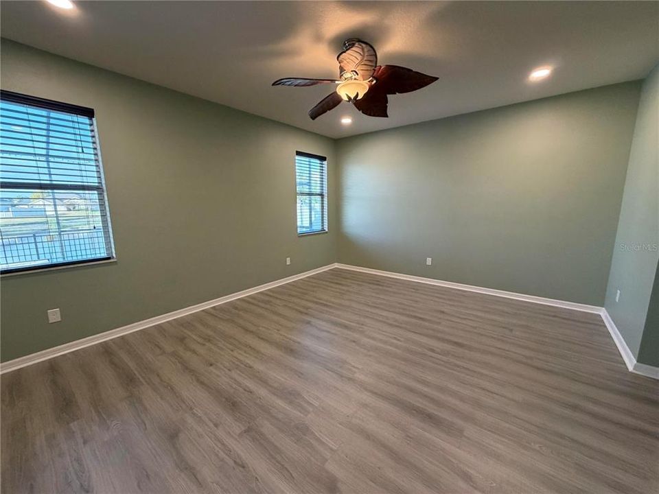 En Renta: $3,300 (4 camas, 3 baños, 2662 Pies cuadrados)