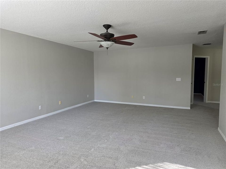 En Renta: $2,750 (4 camas, 2 baños, 2719 Pies cuadrados)