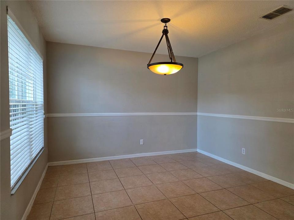 En Renta: $2,750 (4 camas, 2 baños, 2719 Pies cuadrados)