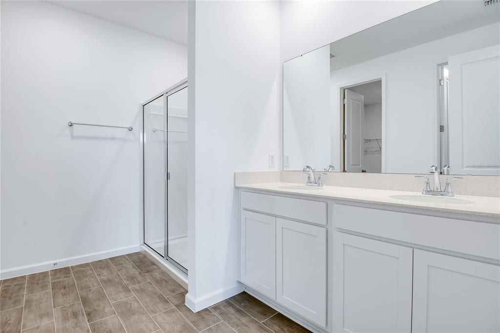 En Venta: $327,337 (4 camas, 2 baños, 1920 Pies cuadrados)