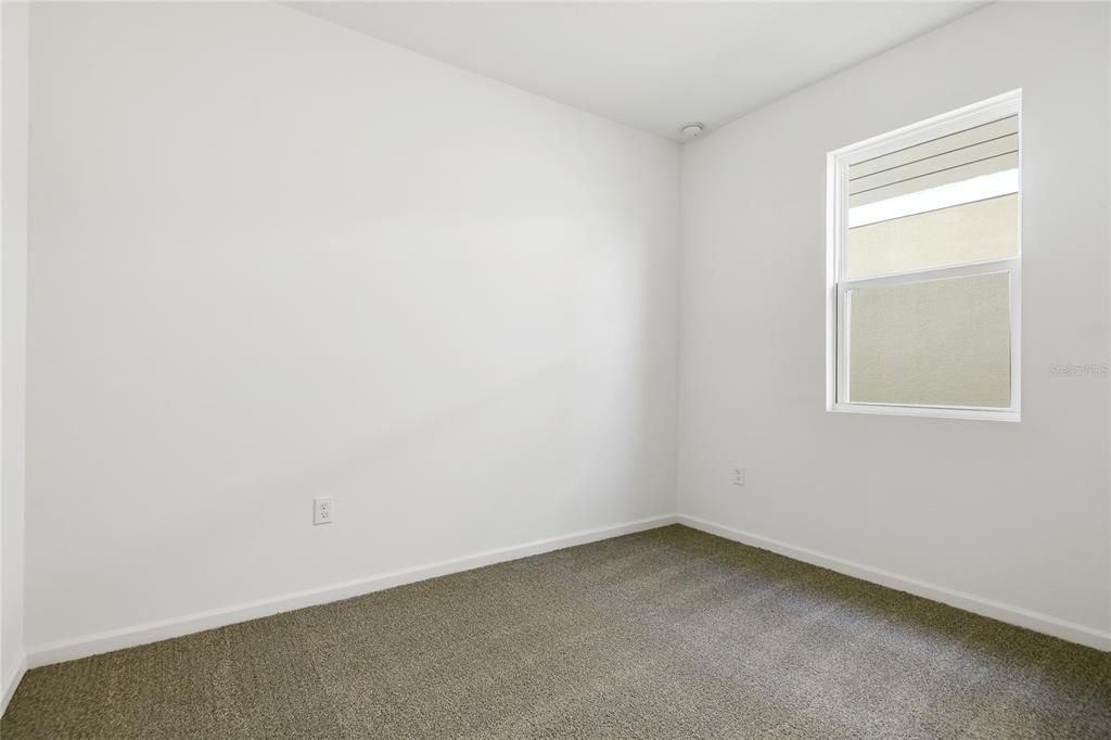 En Venta: $327,337 (4 camas, 2 baños, 1920 Pies cuadrados)