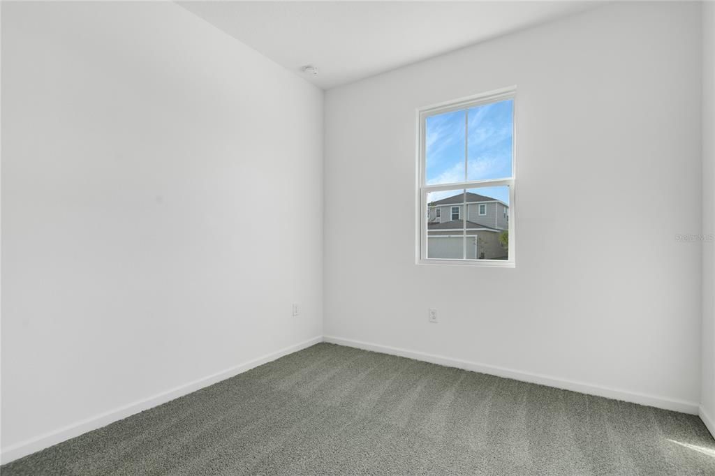 En Venta: $327,337 (4 camas, 2 baños, 1920 Pies cuadrados)