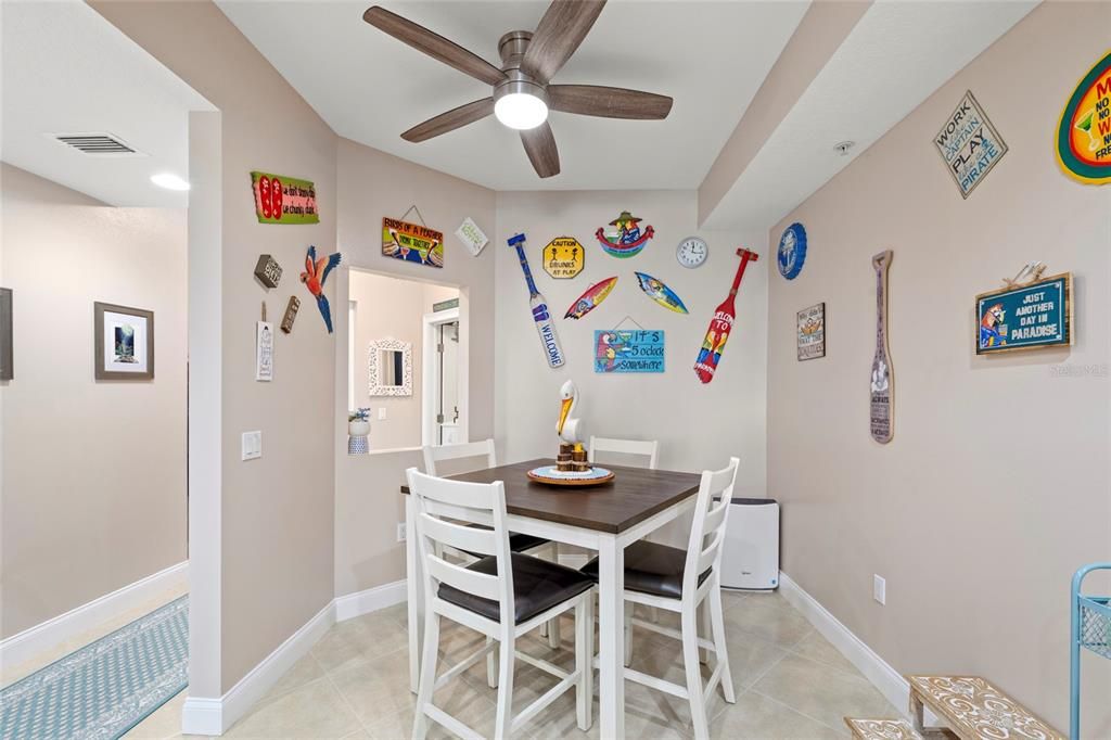 На продажу: $469,000 (2 спален, 2 ванн, 1696 Квадратных фут)