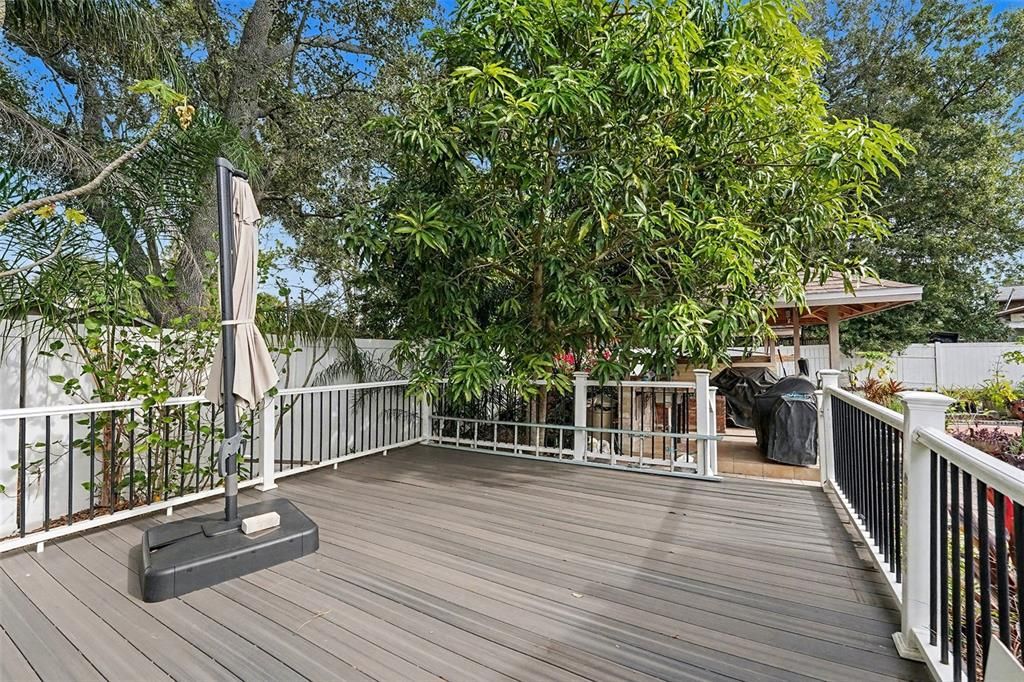 En Venta: $500,000 (5 camas, 3 baños, 2022 Pies cuadrados)