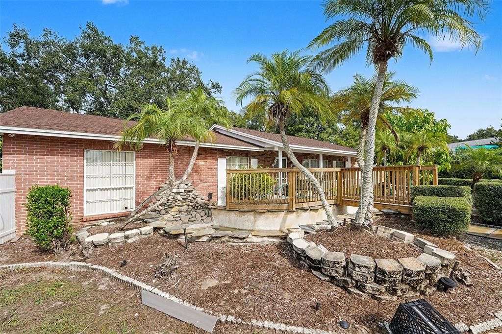 En Venta: $500,000 (5 camas, 3 baños, 2022 Pies cuadrados)