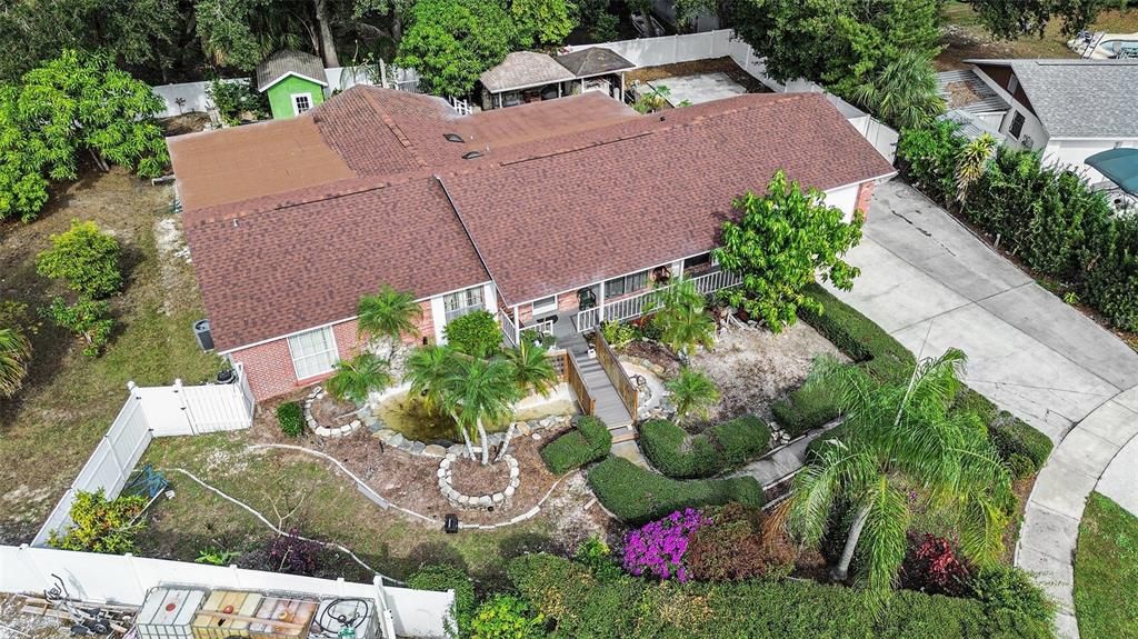 En Venta: $500,000 (5 camas, 3 baños, 2022 Pies cuadrados)