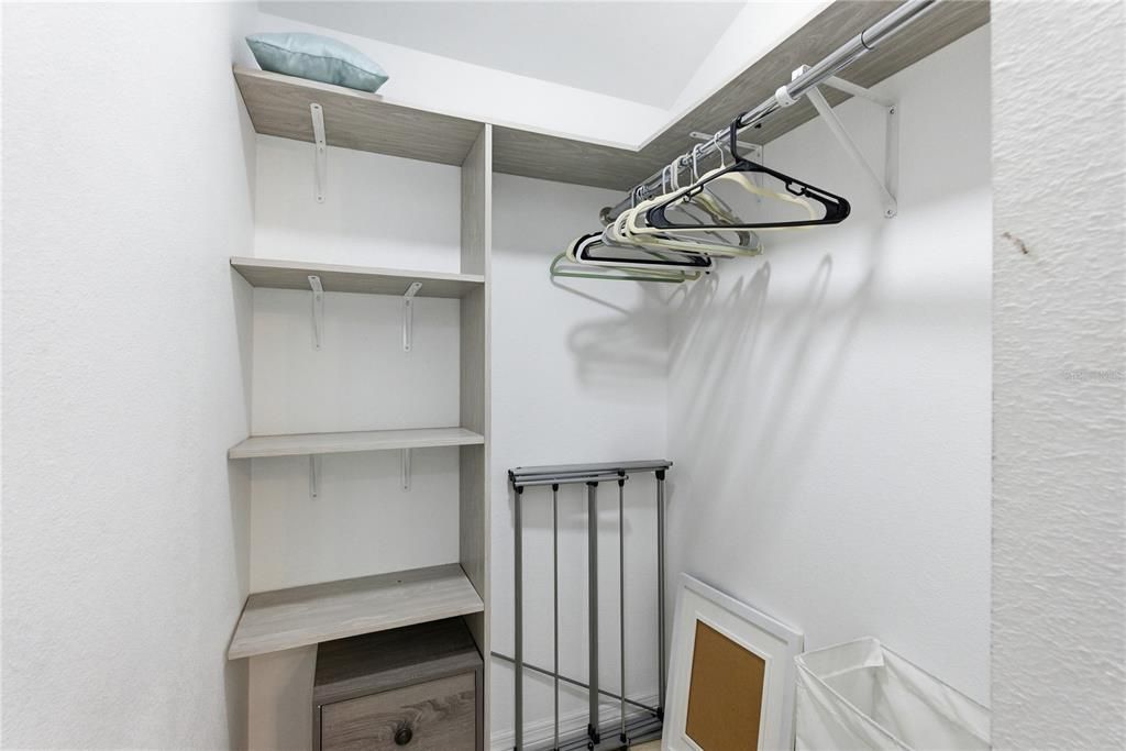 待售: $549,000 (3 贝兹, 1 浴室, 1141 平方英尺)