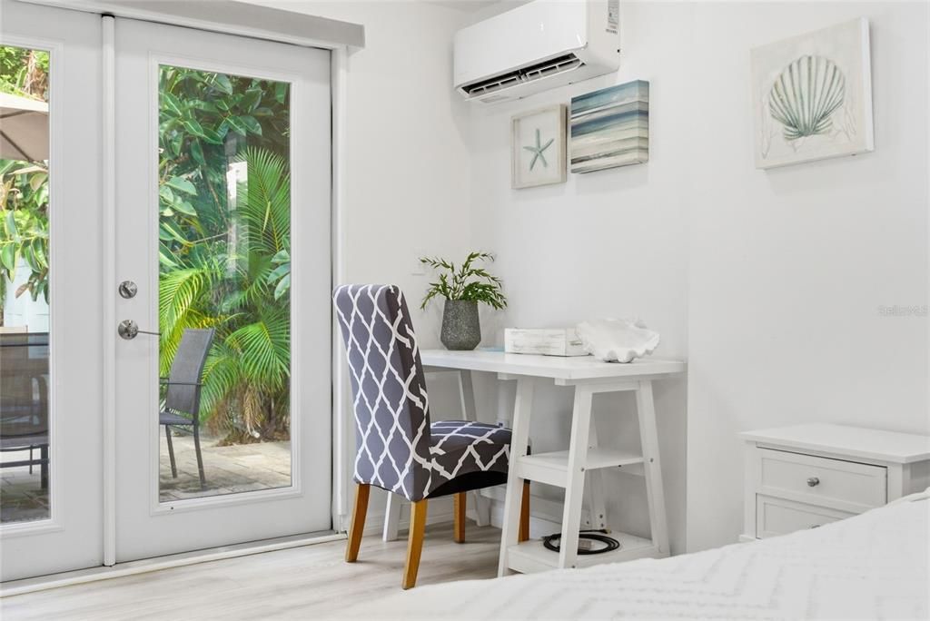 待售: $549,000 (3 贝兹, 1 浴室, 1141 平方英尺)