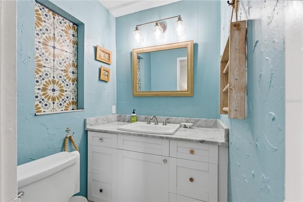 待售: $549,000 (3 贝兹, 1 浴室, 1141 平方英尺)