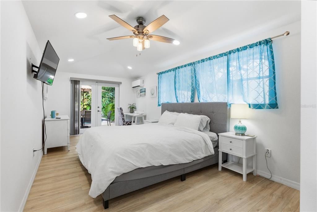 待售: $549,000 (3 贝兹, 1 浴室, 1141 平方英尺)