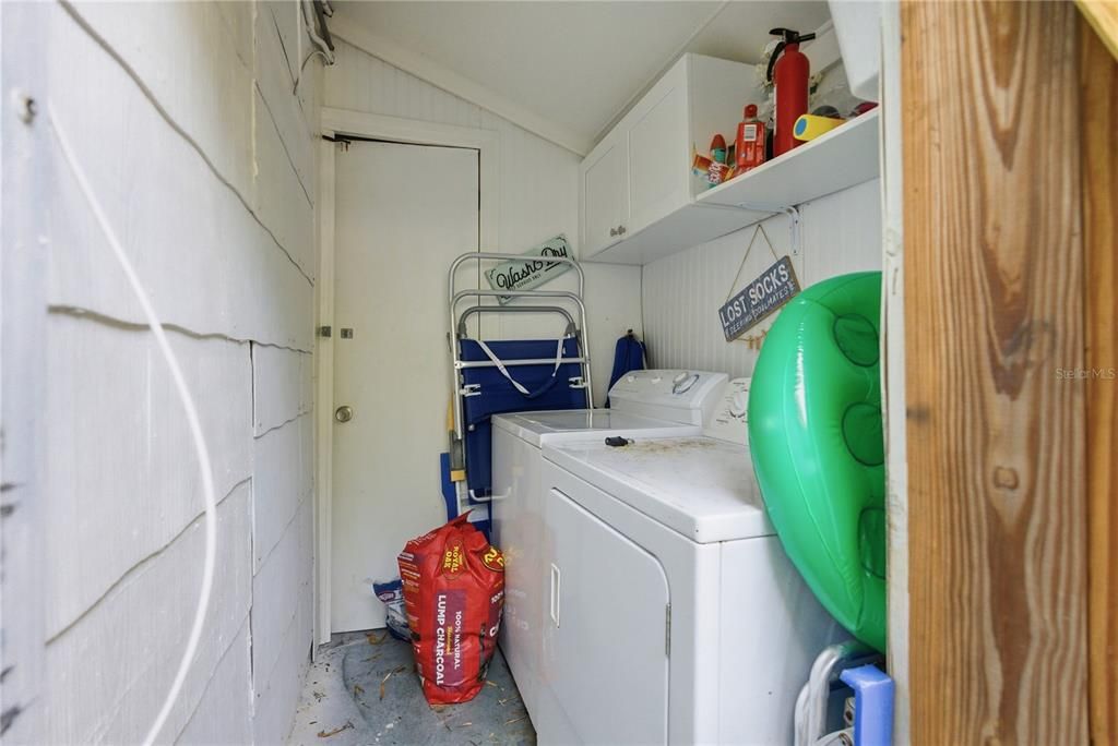 待售: $549,000 (3 贝兹, 1 浴室, 1141 平方英尺)