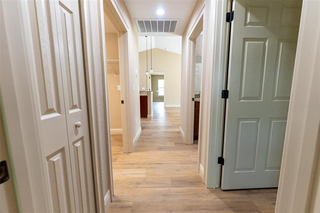 For Sale: $309,900 (3 beds, 2 baths, 1936 Square Feet)