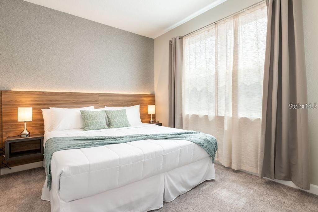 For Sale: $479,900 (4 beds, 4 baths, 2112 Square Feet)