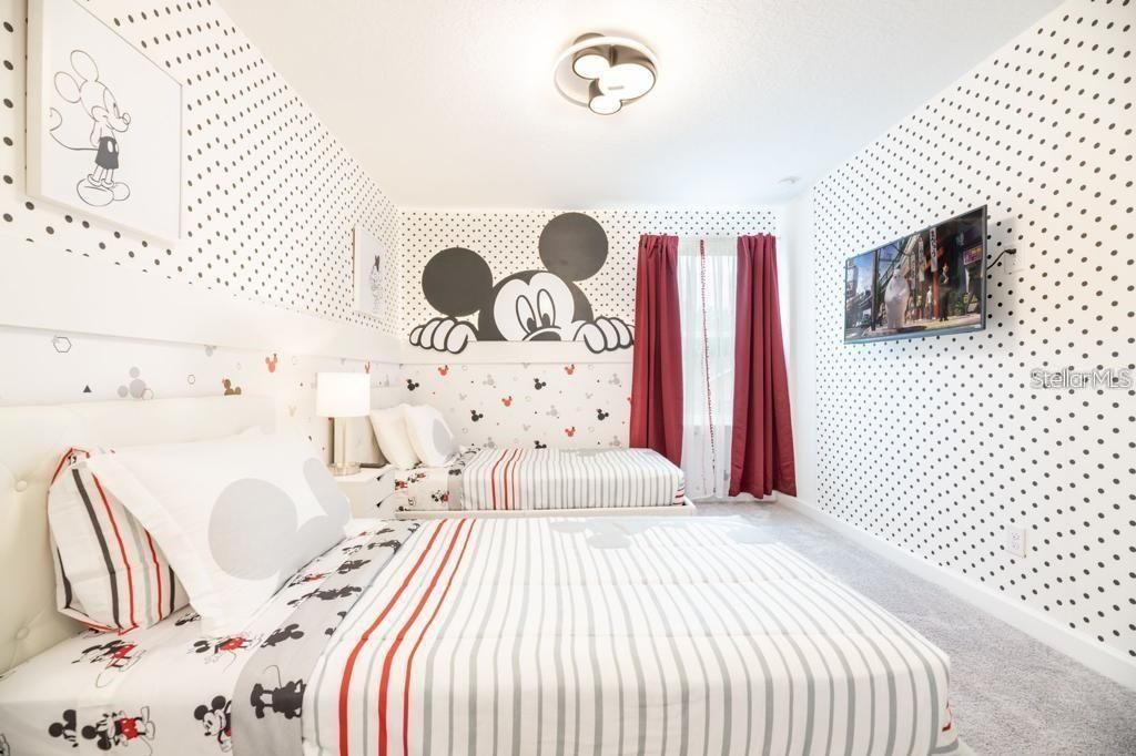 For Sale: $479,900 (4 beds, 4 baths, 2112 Square Feet)