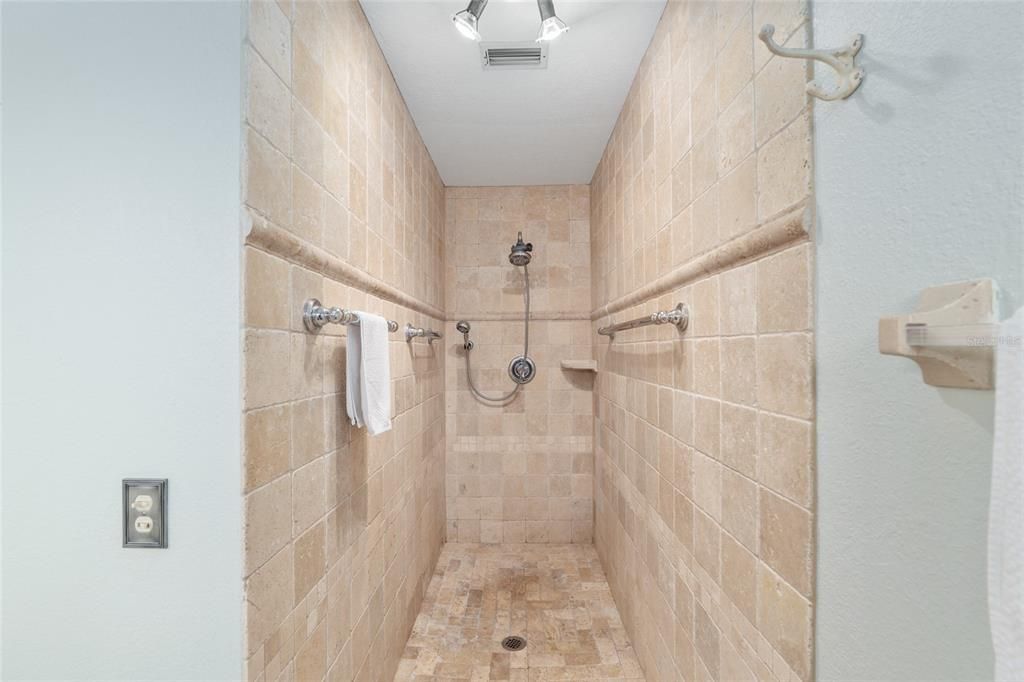 En Venta: $365,000 (3 camas, 2 baños, 1509 Pies cuadrados)