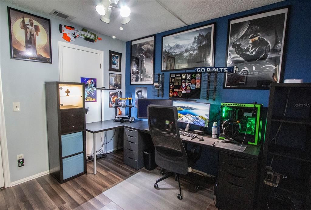 На продажу: $227,000 (2 спален, 2 ванн, 1203 Квадратных фут)