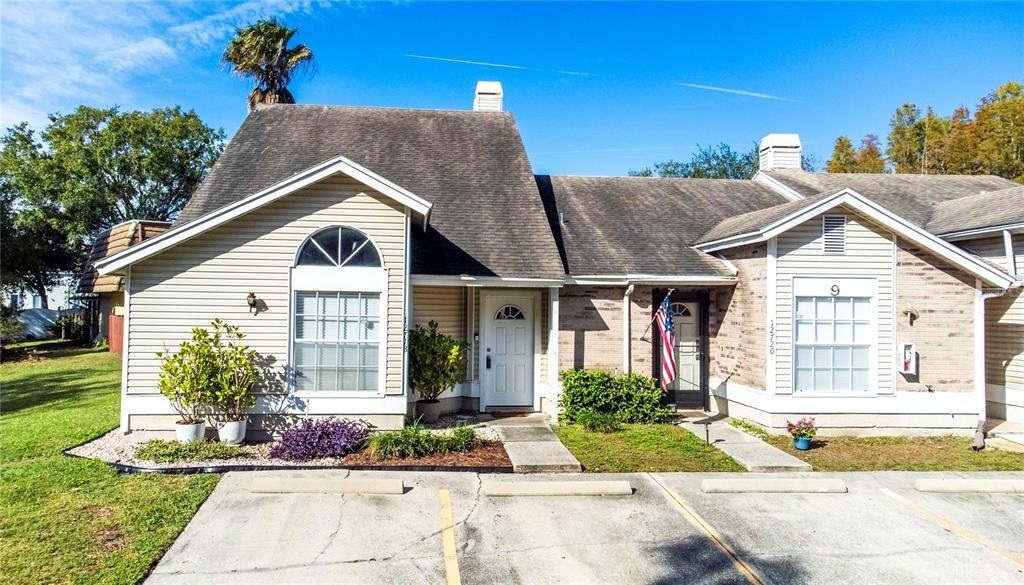 待售: $227,000 (2 贝兹, 2 浴室, 1203 平方英尺)