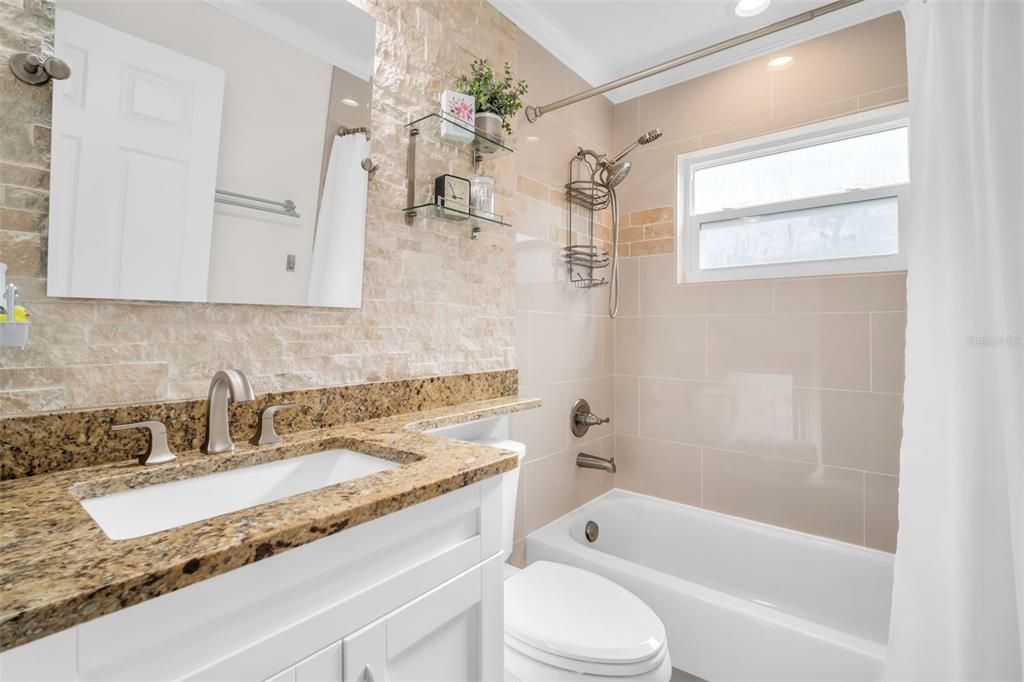 For Sale: $550,000 (4 beds, 2 baths, 1530 Square Feet)