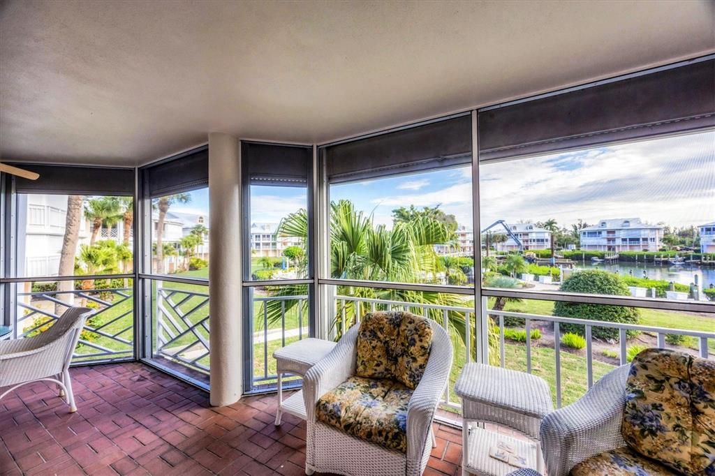 En Venta: $549,900 (2 camas, 2 baños, 1624 Pies cuadrados)