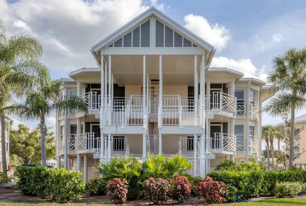 En Venta: $549,900 (2 camas, 2 baños, 1624 Pies cuadrados)