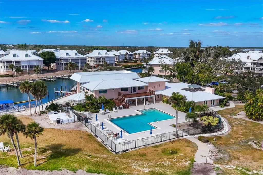 En Venta: $549,900 (2 camas, 2 baños, 1624 Pies cuadrados)