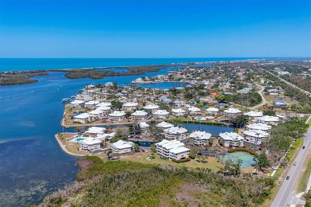 En Venta: $549,900 (2 camas, 2 baños, 1624 Pies cuadrados)