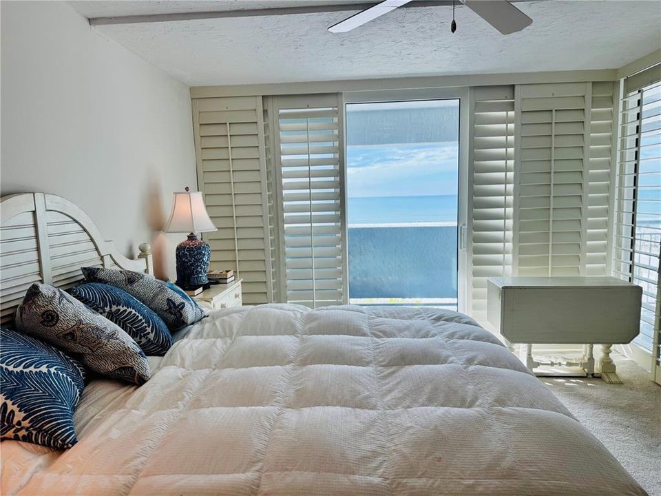 For Sale: $1,398,000 (2 beds, 2 baths, 1370 Square Feet)