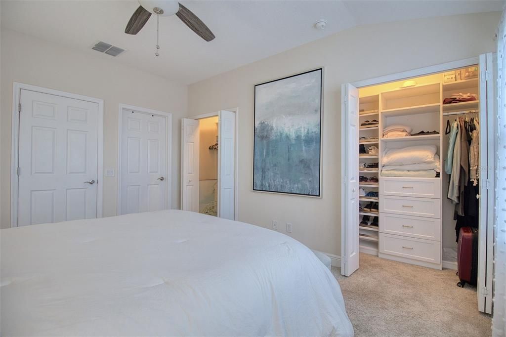 For Sale: $415,000 (2 beds, 2 baths, 1571 Square Feet)