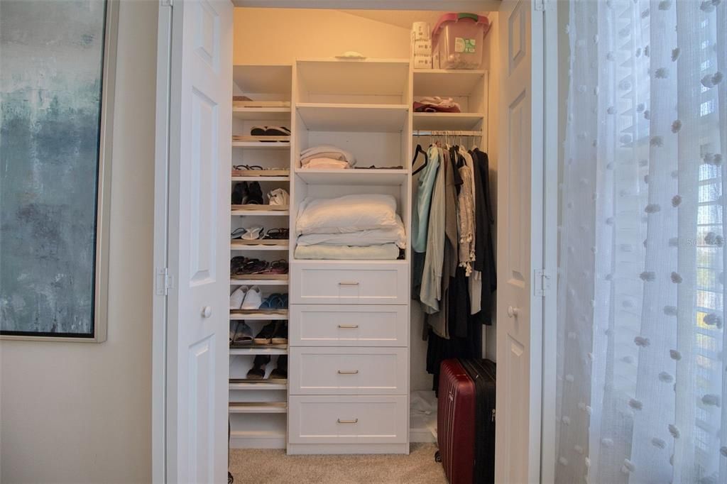 For Sale: $415,000 (2 beds, 2 baths, 1571 Square Feet)