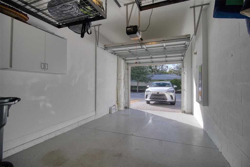 For Sale: $415,000 (2 beds, 2 baths, 1571 Square Feet)