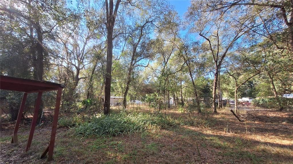 Activo con contrato: $110,000 (14 camas, 1 baños, 1220 Pies cuadrados)