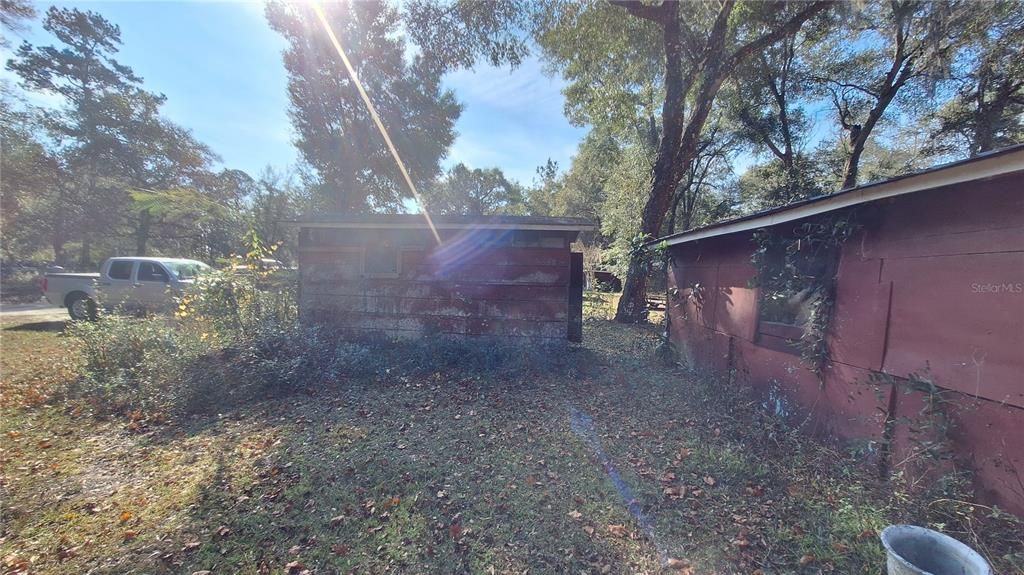 Activo con contrato: $110,000 (14 camas, 1 baños, 1220 Pies cuadrados)