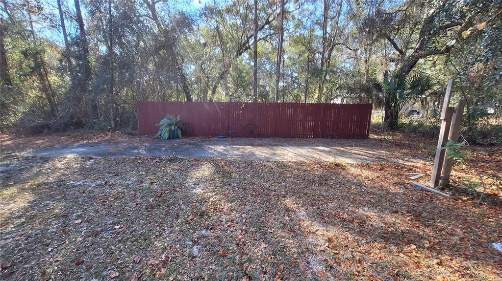 Activo con contrato: $110,000 (14 camas, 1 baños, 1220 Pies cuadrados)