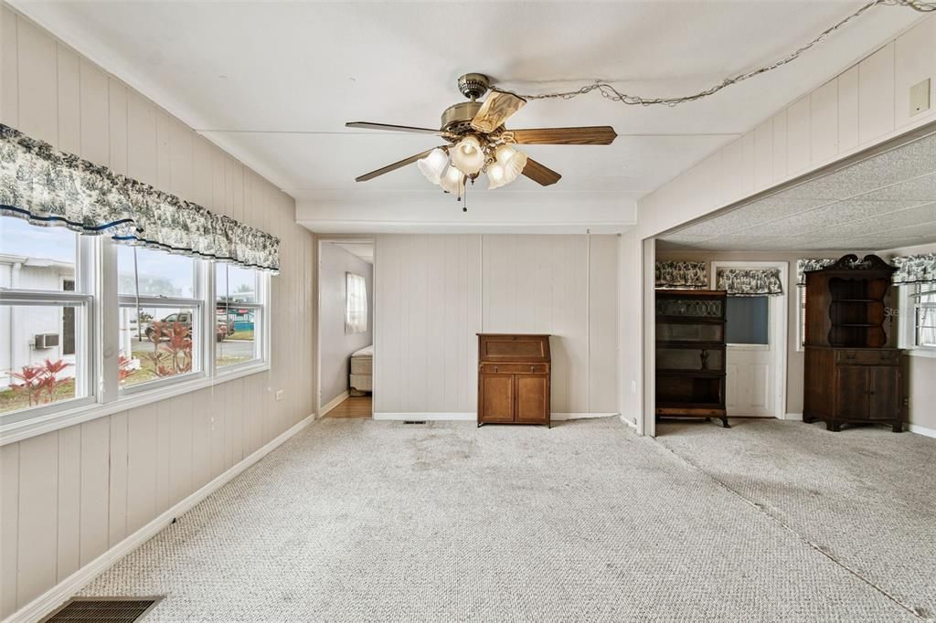 En Venta: $80,000 (2 camas, 2 baños, 872 Pies cuadrados)