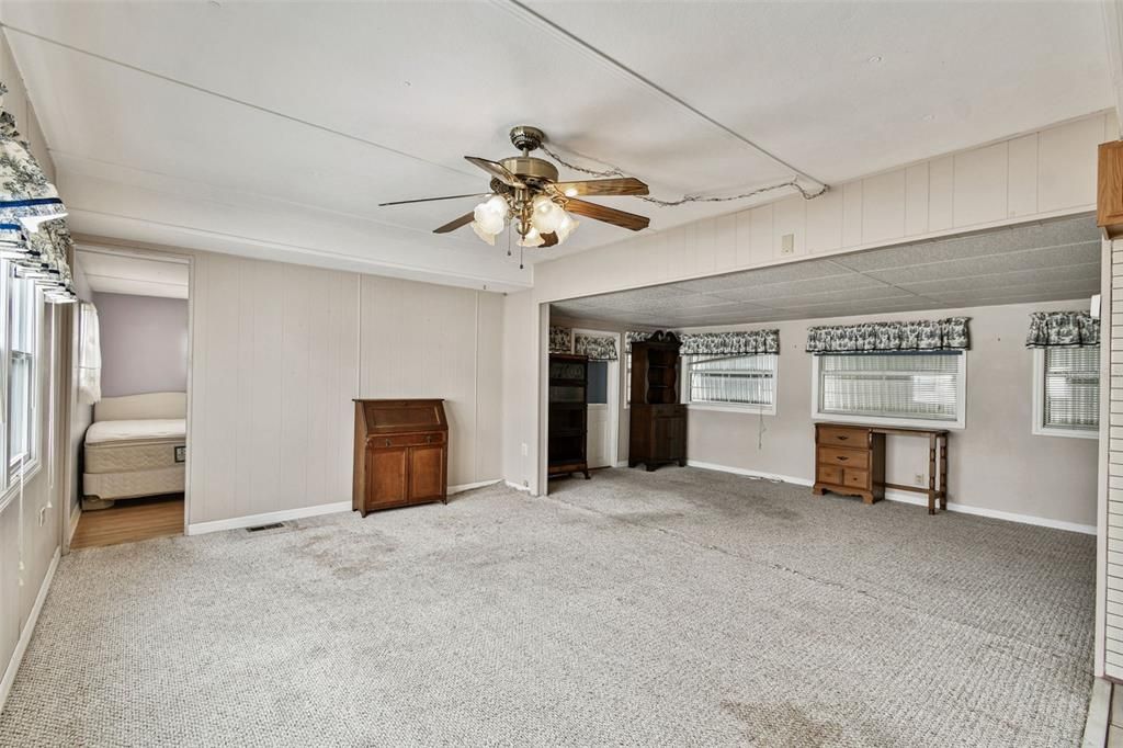 En Venta: $80,000 (2 camas, 2 baños, 872 Pies cuadrados)