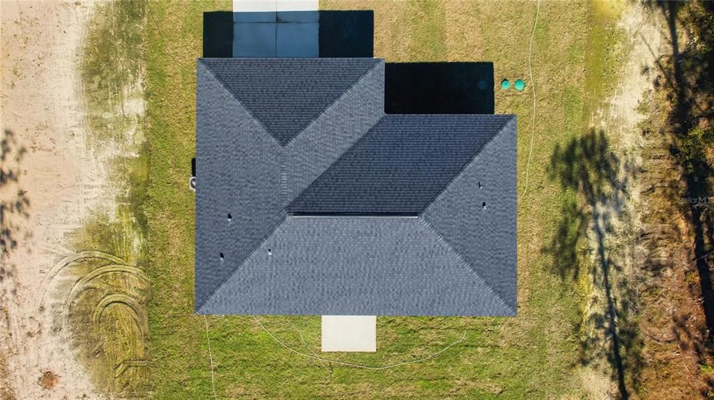 For Sale: $279,000 (3 beds, 2 baths, 1304 Square Feet)